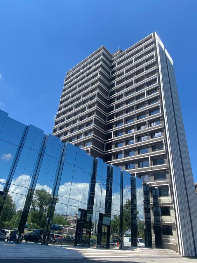 Brand New And Modern Apartment Directly Next To The Metro Station Sofia Exterior photo
